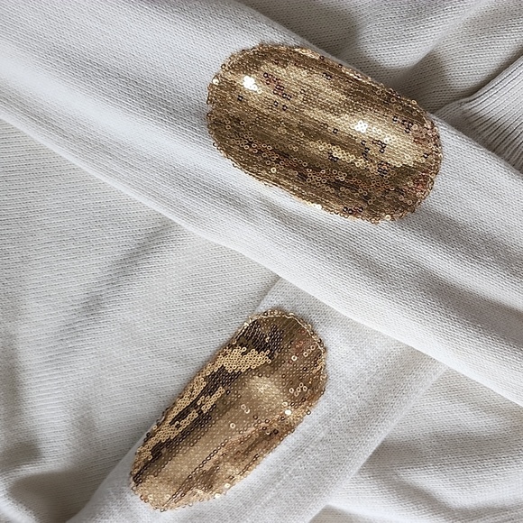 Banana Republic Sweater - Picture 5 of 6